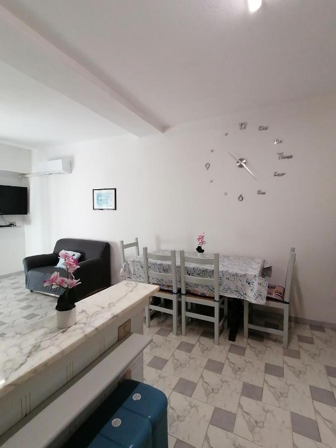 Casa Jack Apartment Chia Bagian luar foto